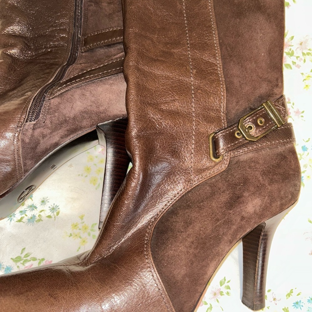 Brazilian Brown Leather Women's Boots serial number authentic